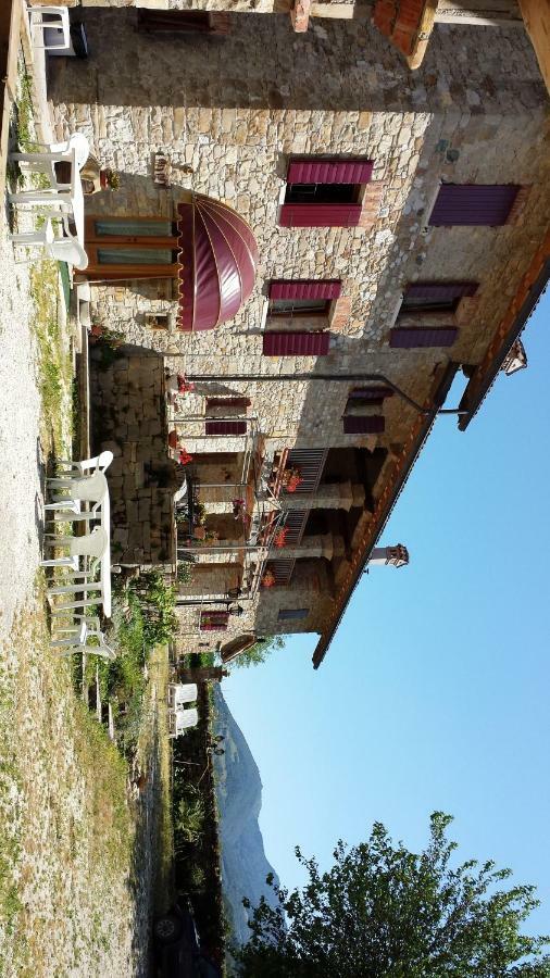 Agriturismo Casteldardo Guest House Trichiana Ngoại thất bức ảnh